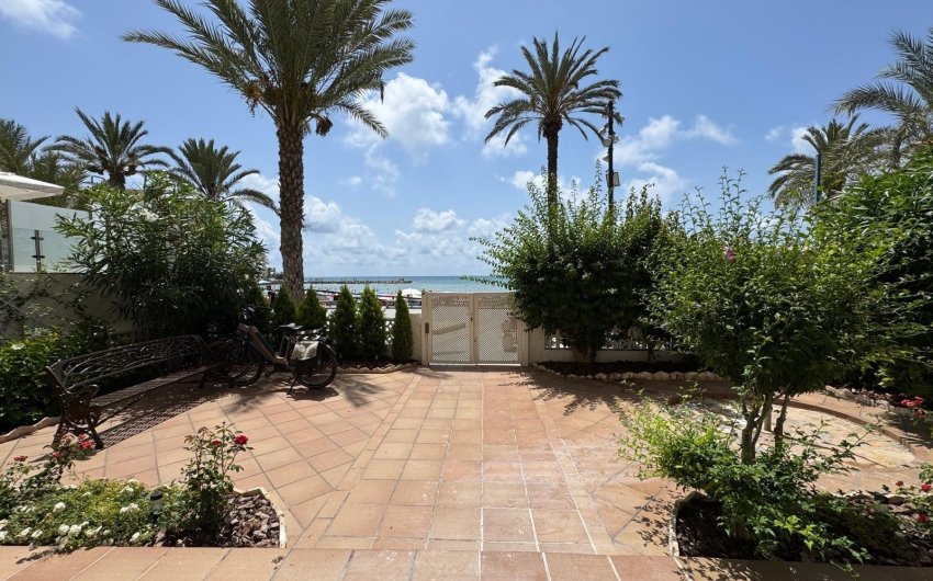 Herverkoop - Apartamento -
Torrevieja - Playa del Cura