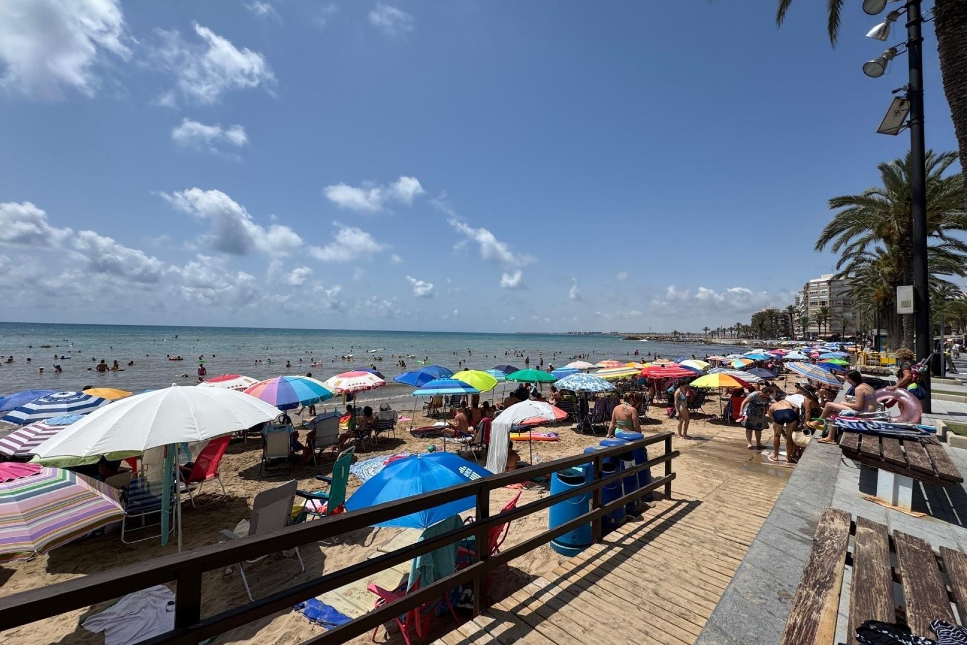 Herverkoop - Apartamento -
Torrevieja - Playa del Cura