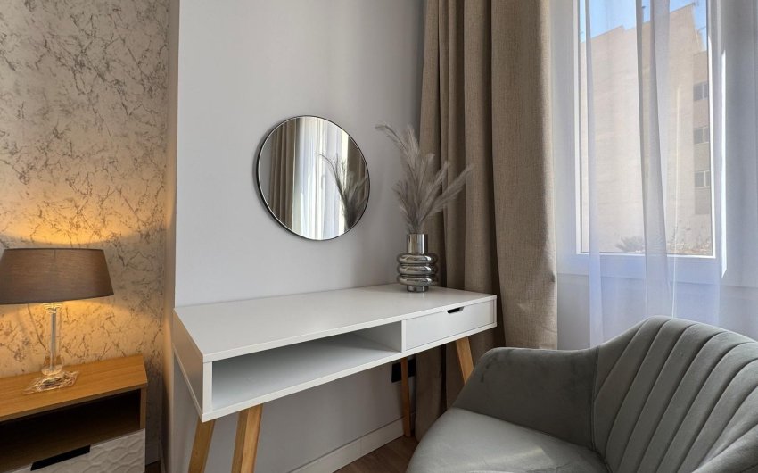 Herverkoop - Apartamento -
Torrevieja - Playa del Cura