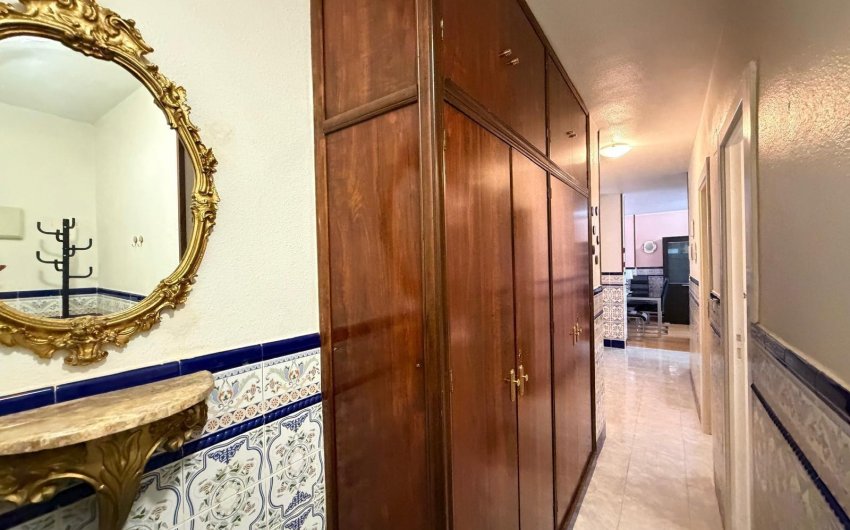 Herverkoop - Apartamento -
Torrevieja - Playa del Cura