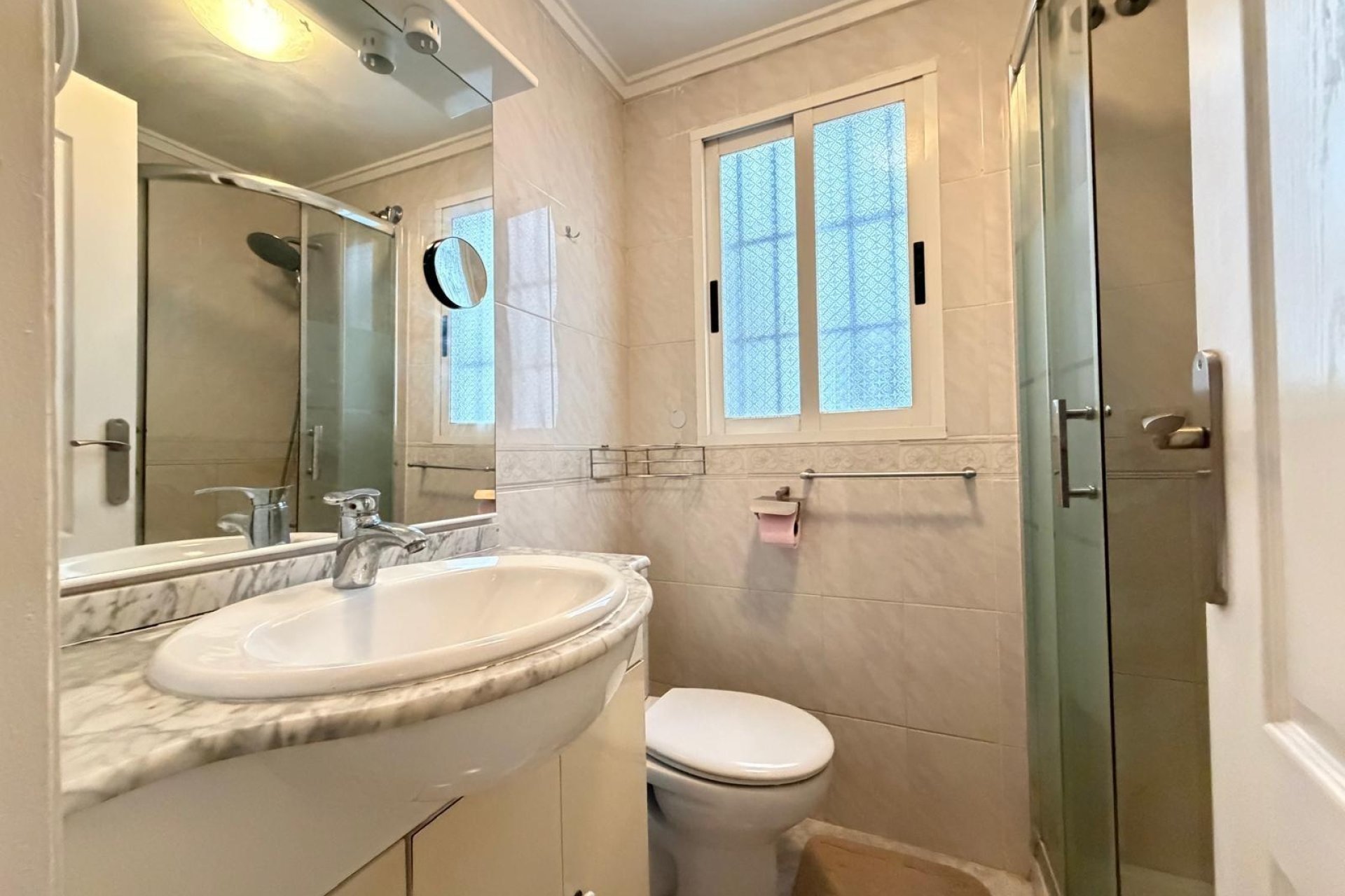 Herverkoop - Apartamento -
Torrevieja - Playa del Cura