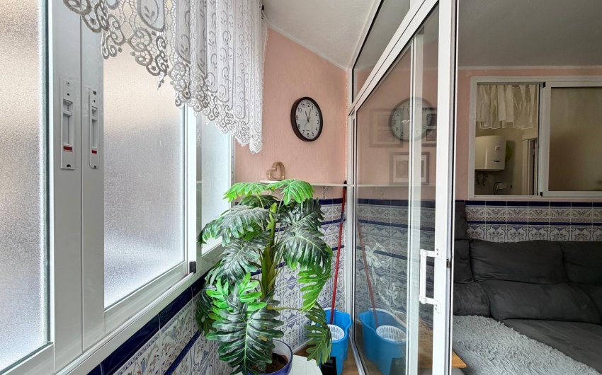Herverkoop - Apartamento -
Torrevieja - Playa del Cura