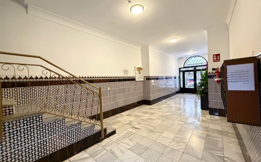 Herverkoop - Apartamento -
Torrevieja - Playa del Cura