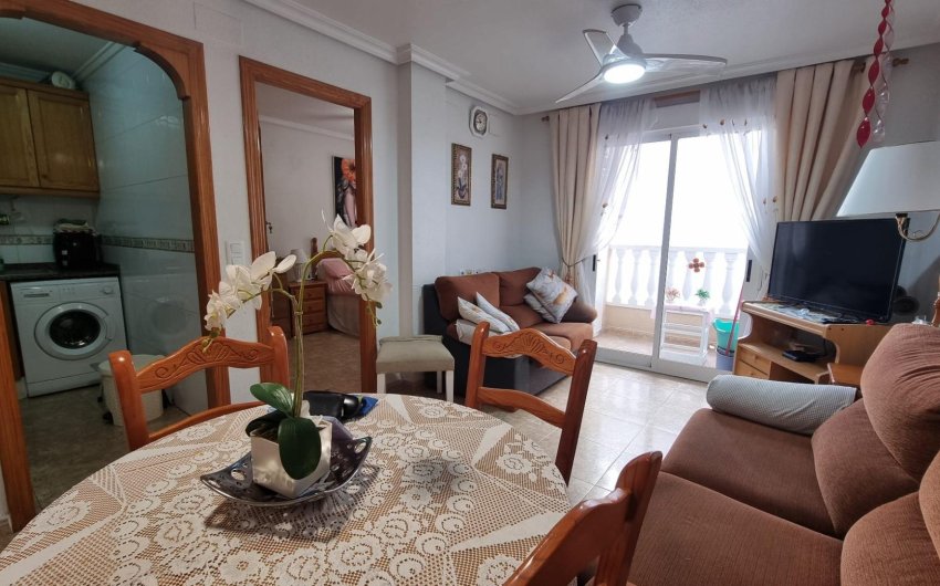 Herverkoop - Apartamento -
Torrevieja - Playa del Cura