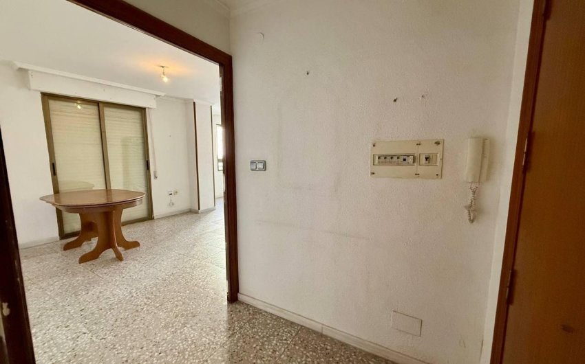 Herverkoop - Apartamento -
Torrevieja - Playa del Cura