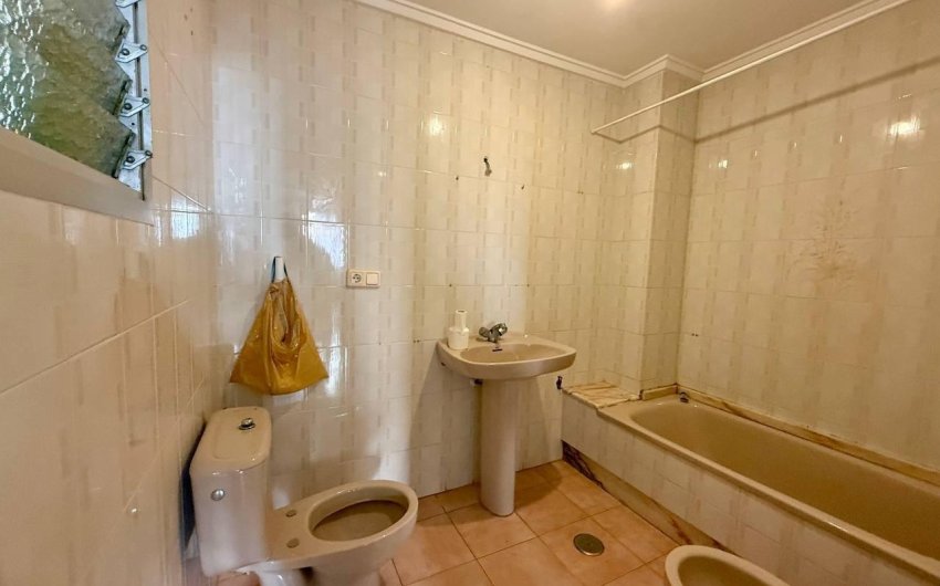 Herverkoop - Apartamento -
Torrevieja - Playa del Cura