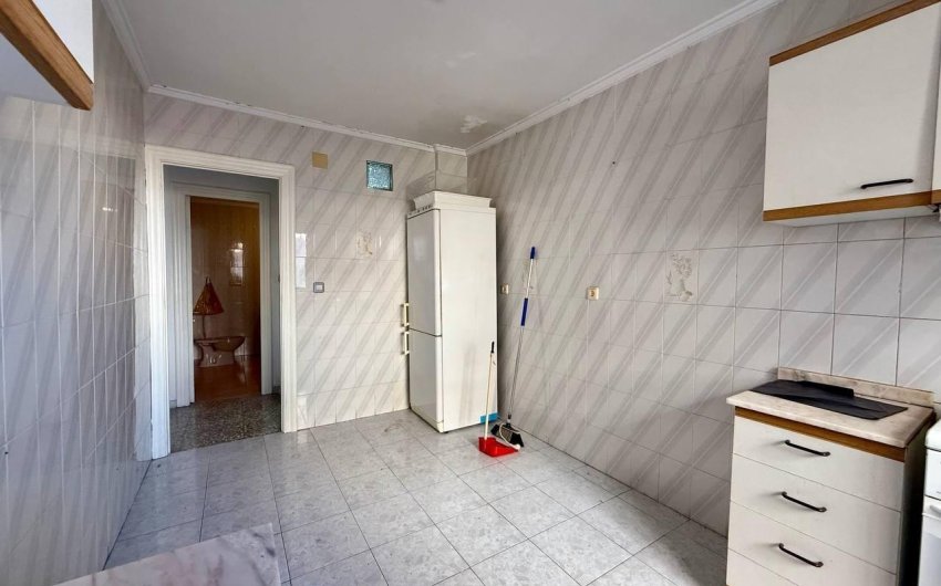 Herverkoop - Apartamento -
Torrevieja - Playa del Cura