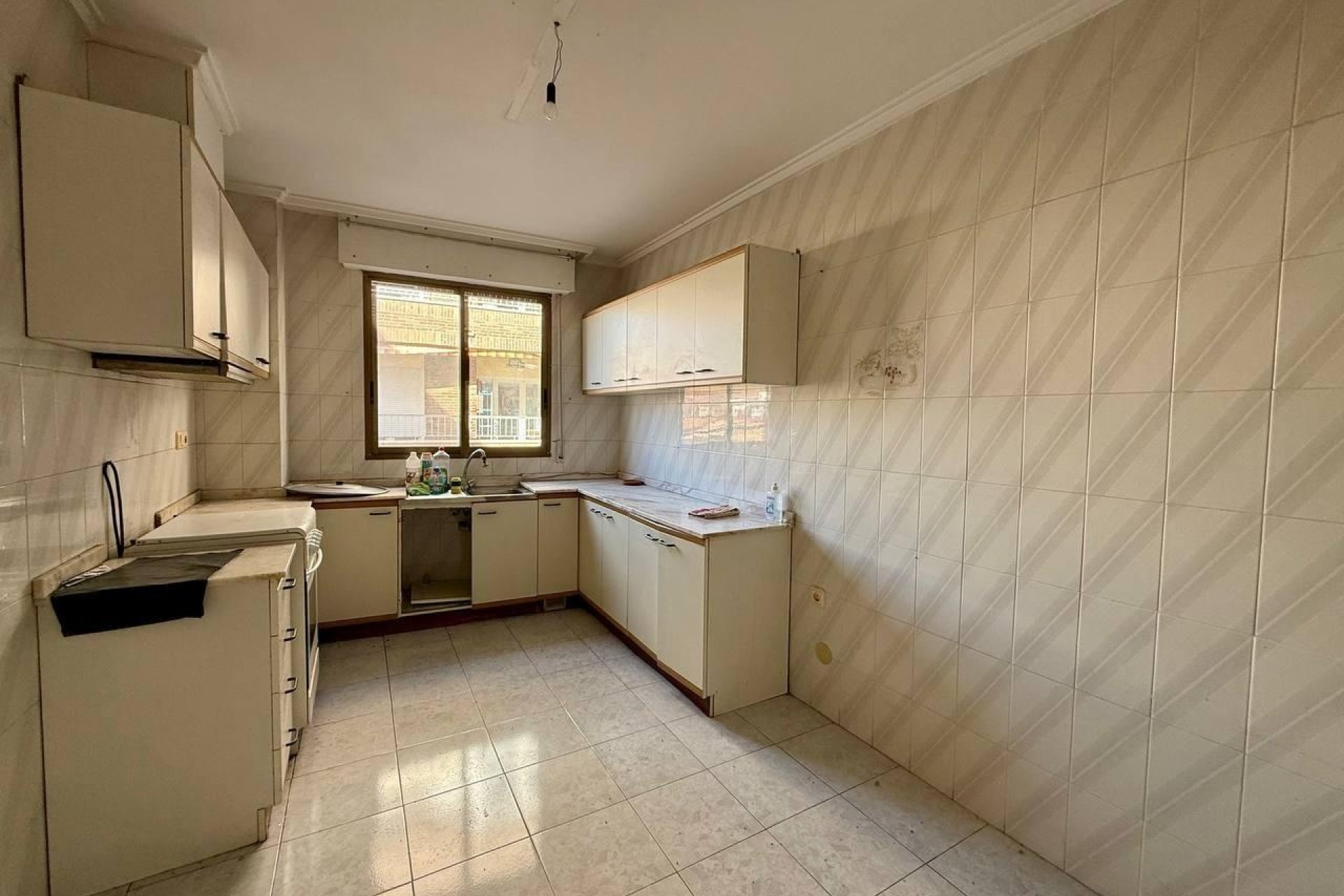 Herverkoop - Apartamento -
Torrevieja - Playa del Cura