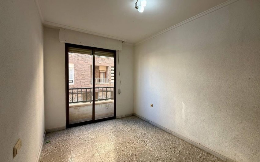 Herverkoop - Apartamento -
Torrevieja - Playa del Cura