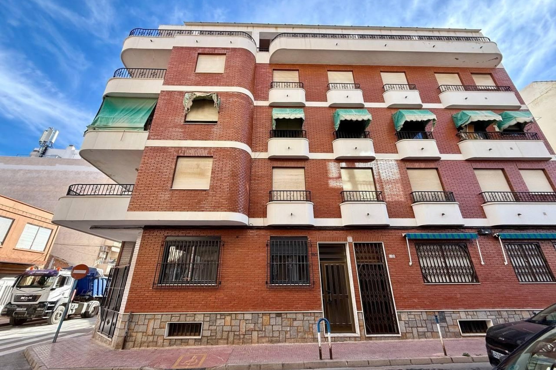 Herverkoop - Apartamento -
Torrevieja - Playa del Cura
