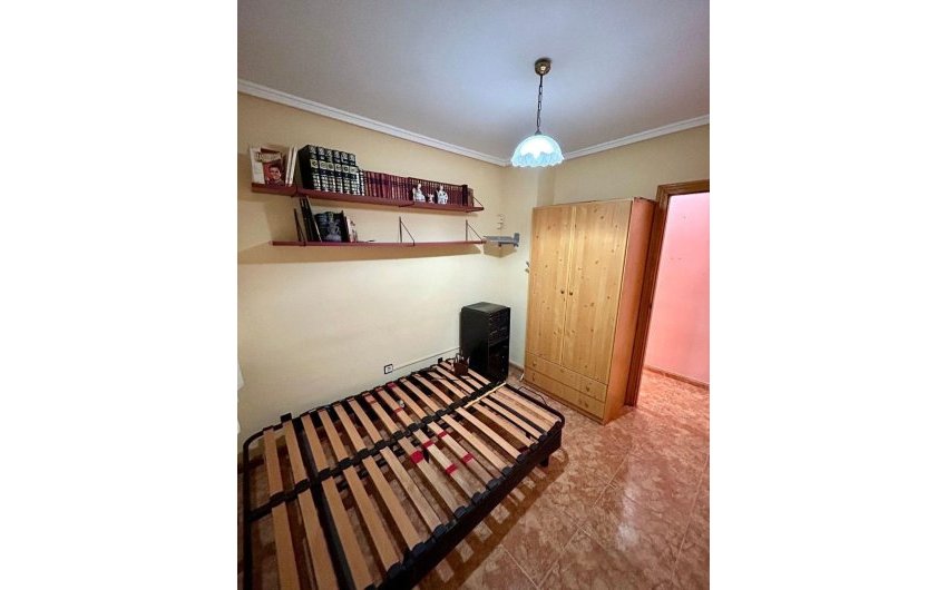 Herverkoop - Apartamento -
Torrevieja - Playa del Cura