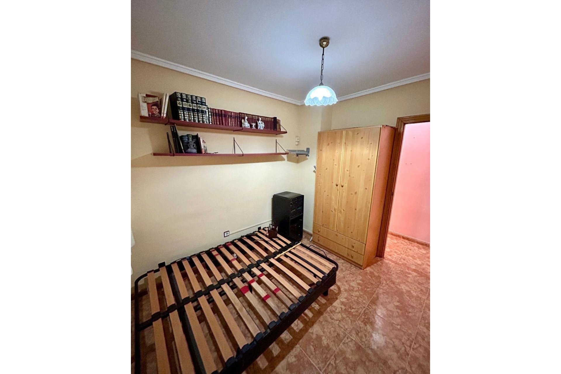 Herverkoop - Apartamento -
Torrevieja - Playa del Cura