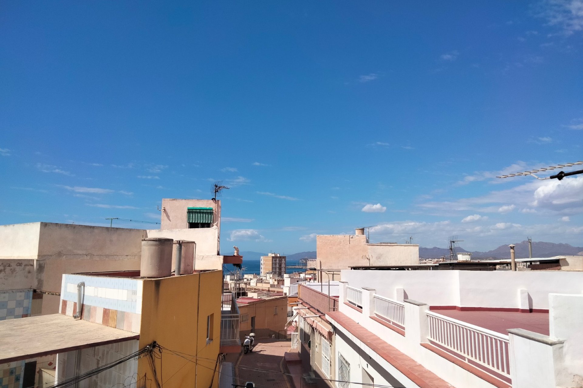 Herverkoop - Apartment -
Aguilas - Center