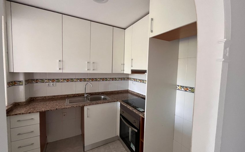 Herverkoop - Apartment -
Algorfa - Inland