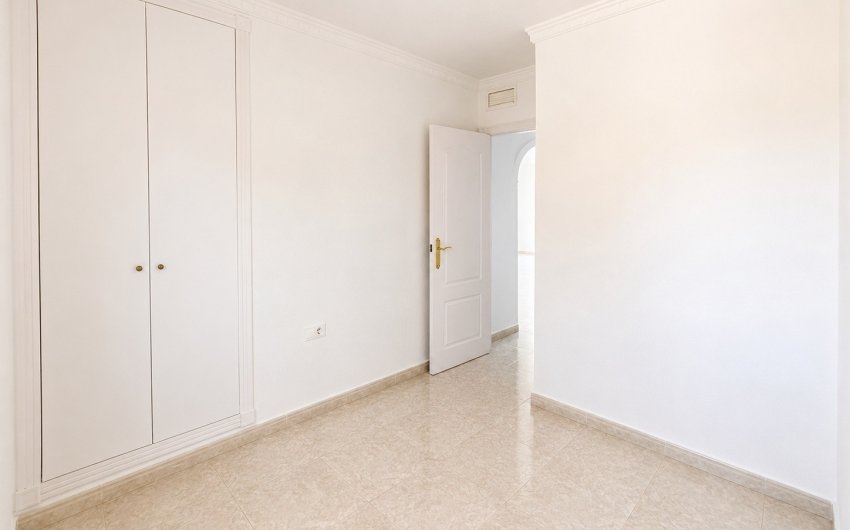 Herverkoop - Apartment -
Algorfa - Inland
