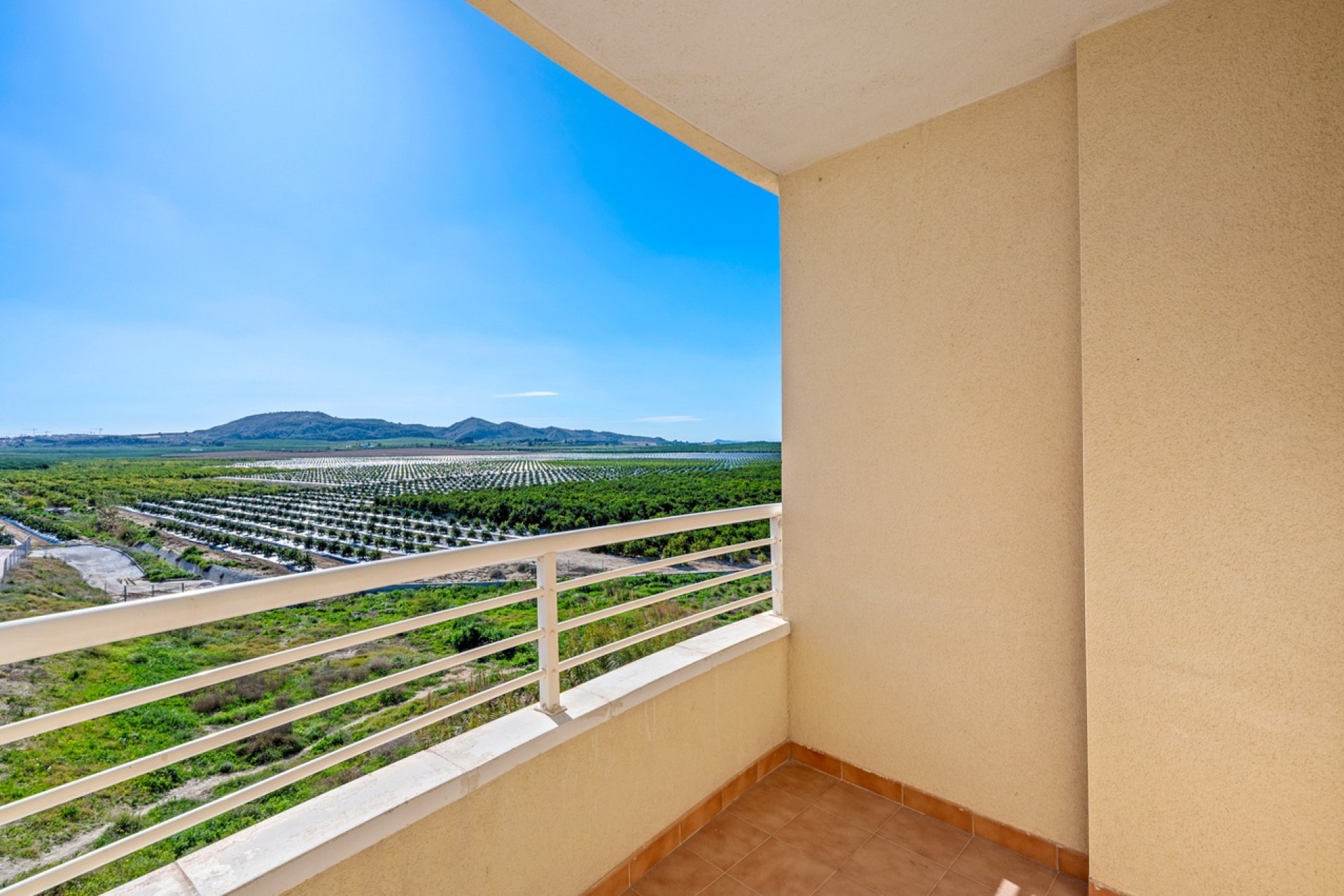 Herverkoop - Apartment -
Algorfa - Inland