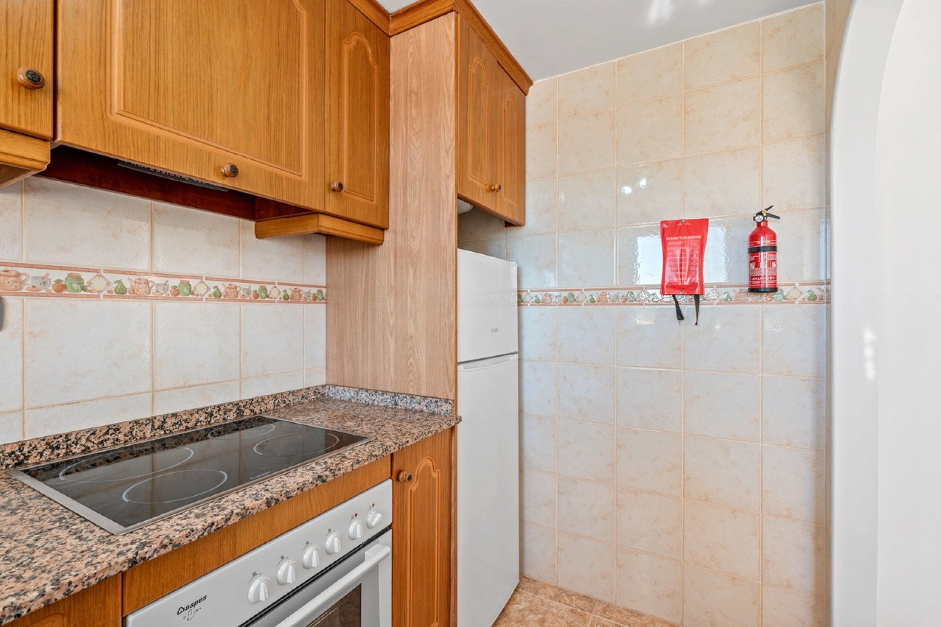 Herverkoop - Apartment -
Algorfa - Inland