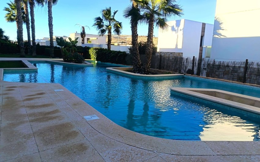 Herverkoop - Apartment -
Algorfa - Inland