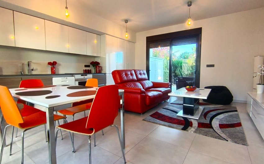 Herverkoop - Apartment -
Algorfa - Inland
