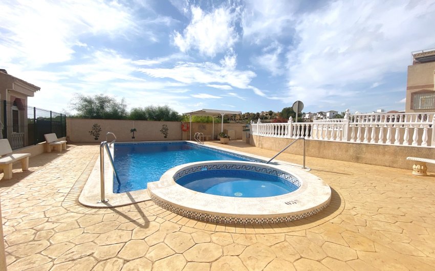Herverkoop - Apartment -
Algorfa - Montemar