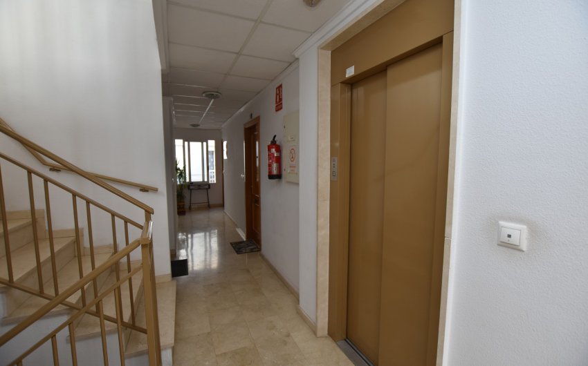 Herverkoop - Apartment -
Algorfa - Village