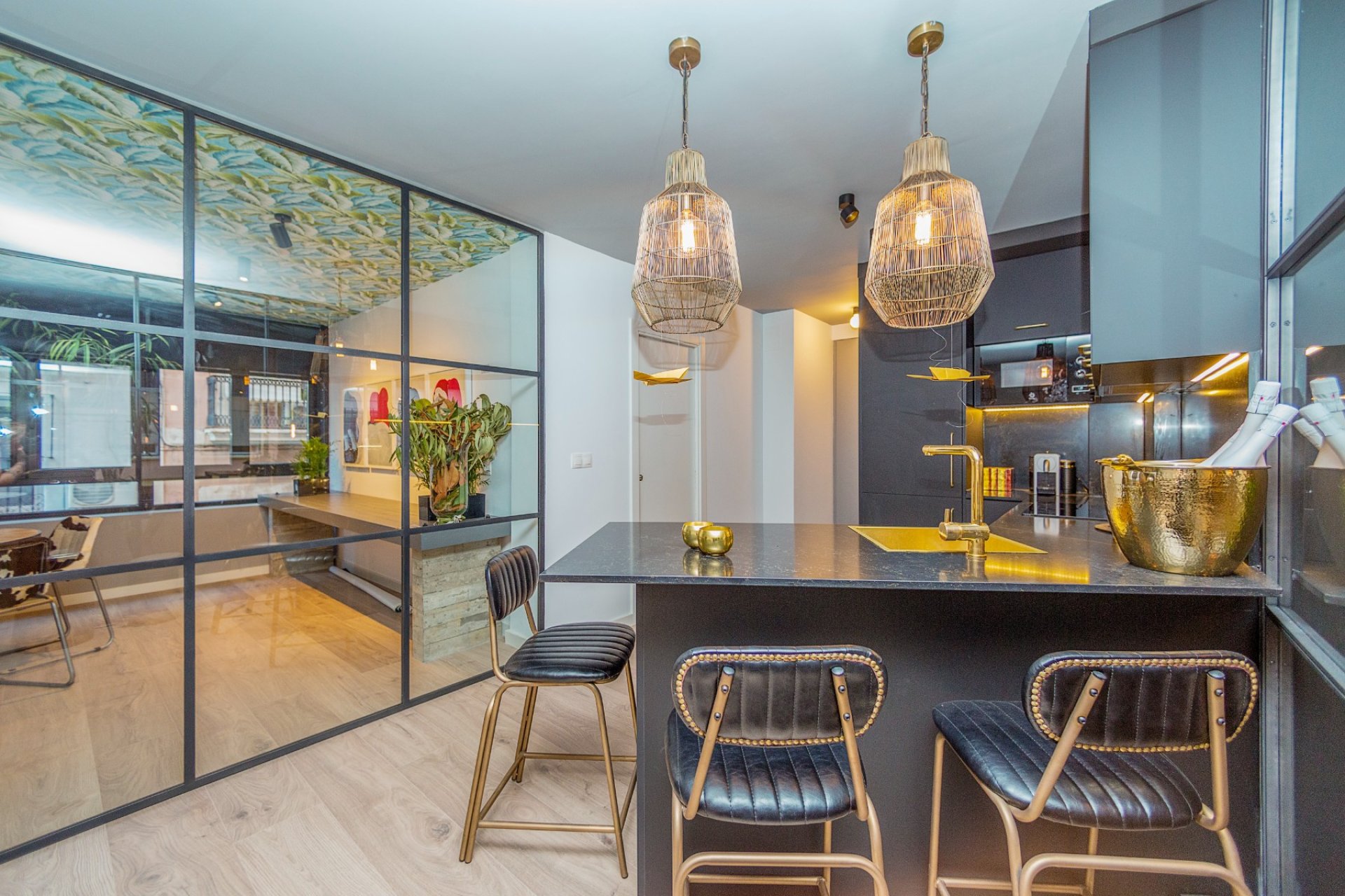 Herverkoop - Apartment -
Alicante - Alicante centro