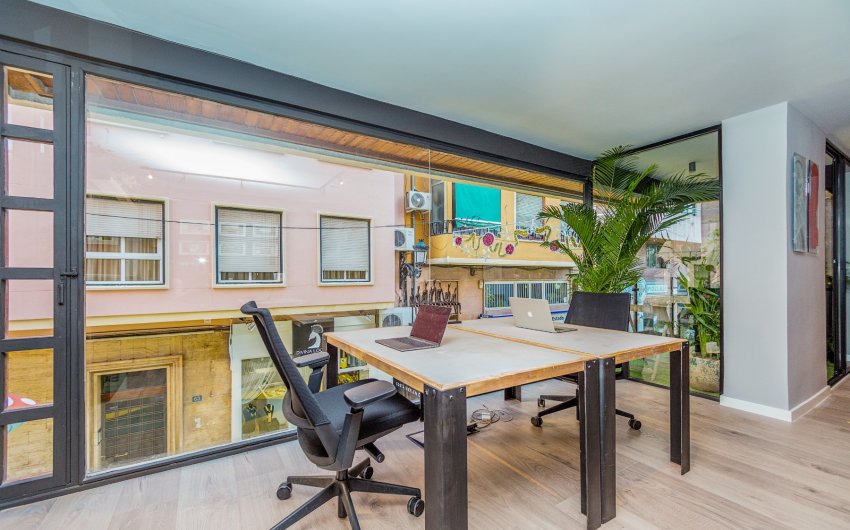 Herverkoop - Apartment -
Alicante - Alicante centro