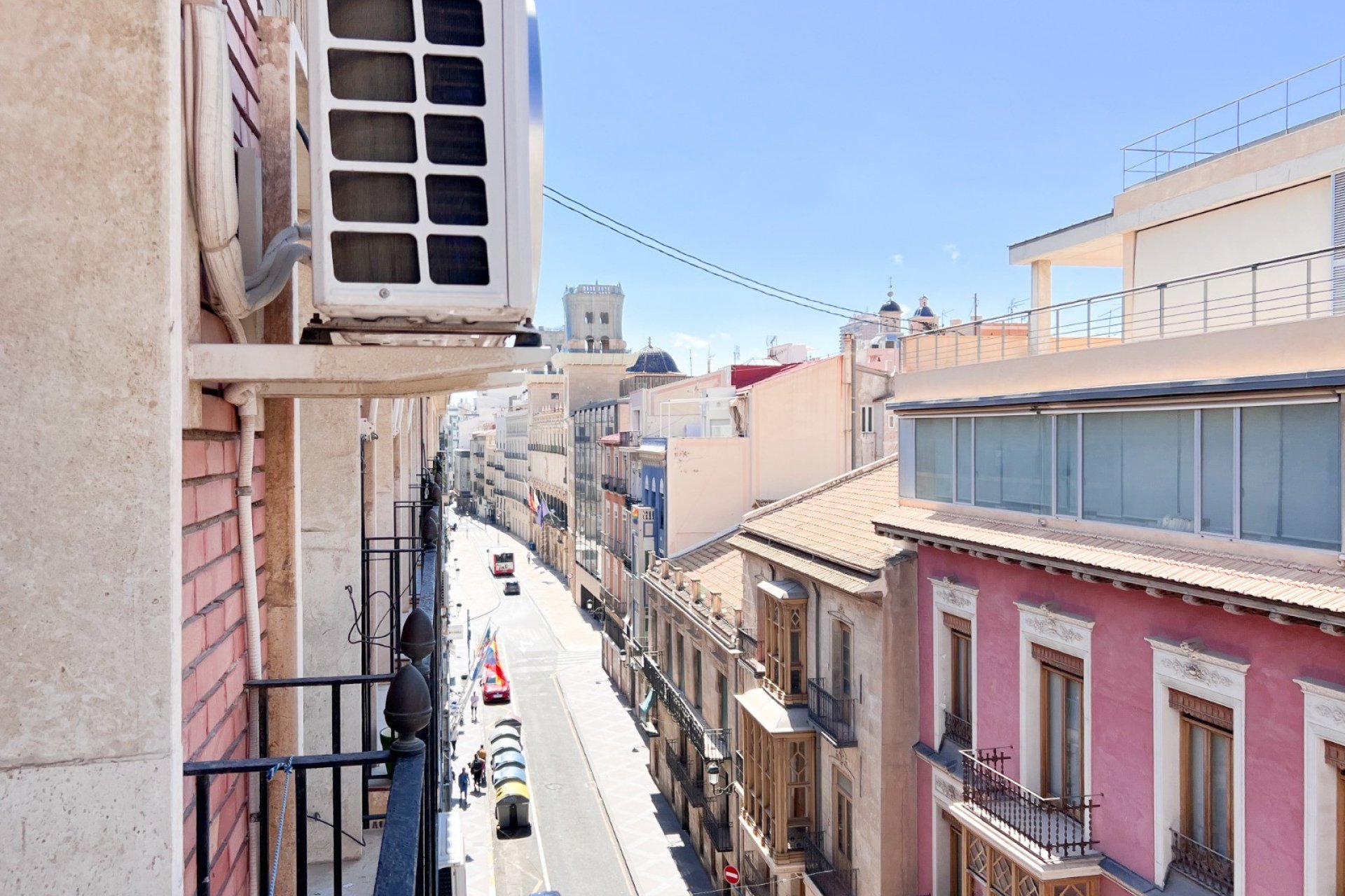 Herverkoop - Apartment -
Alicante - Center