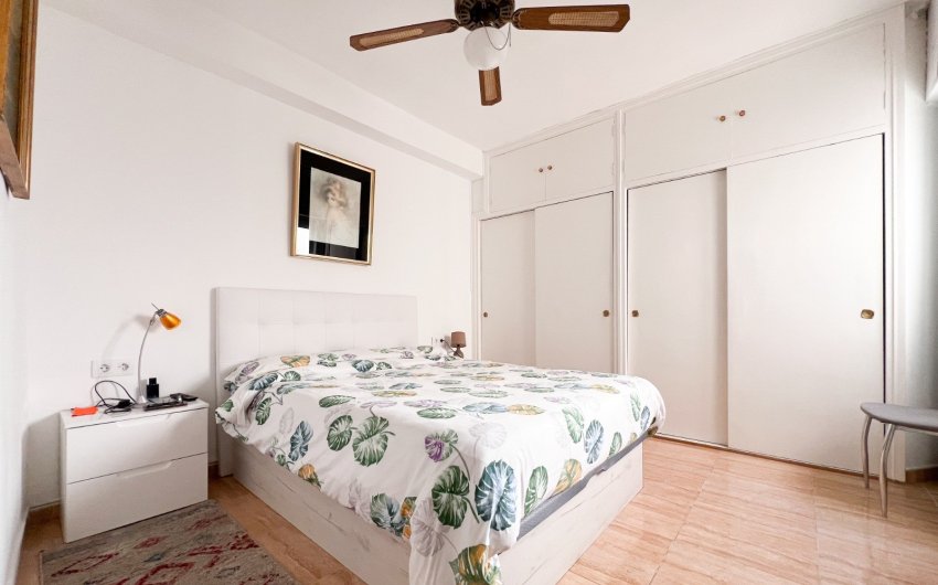 Herverkoop - Apartment -
Alicante - Center