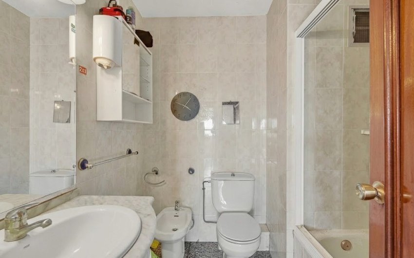 Herverkoop - Apartment -
Alicante - Center