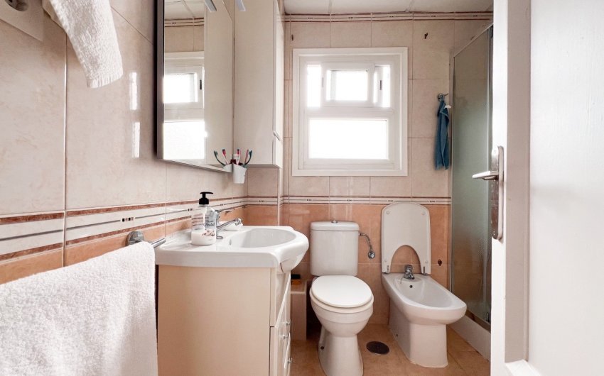 Herverkoop - Apartment -
Alicante - Center