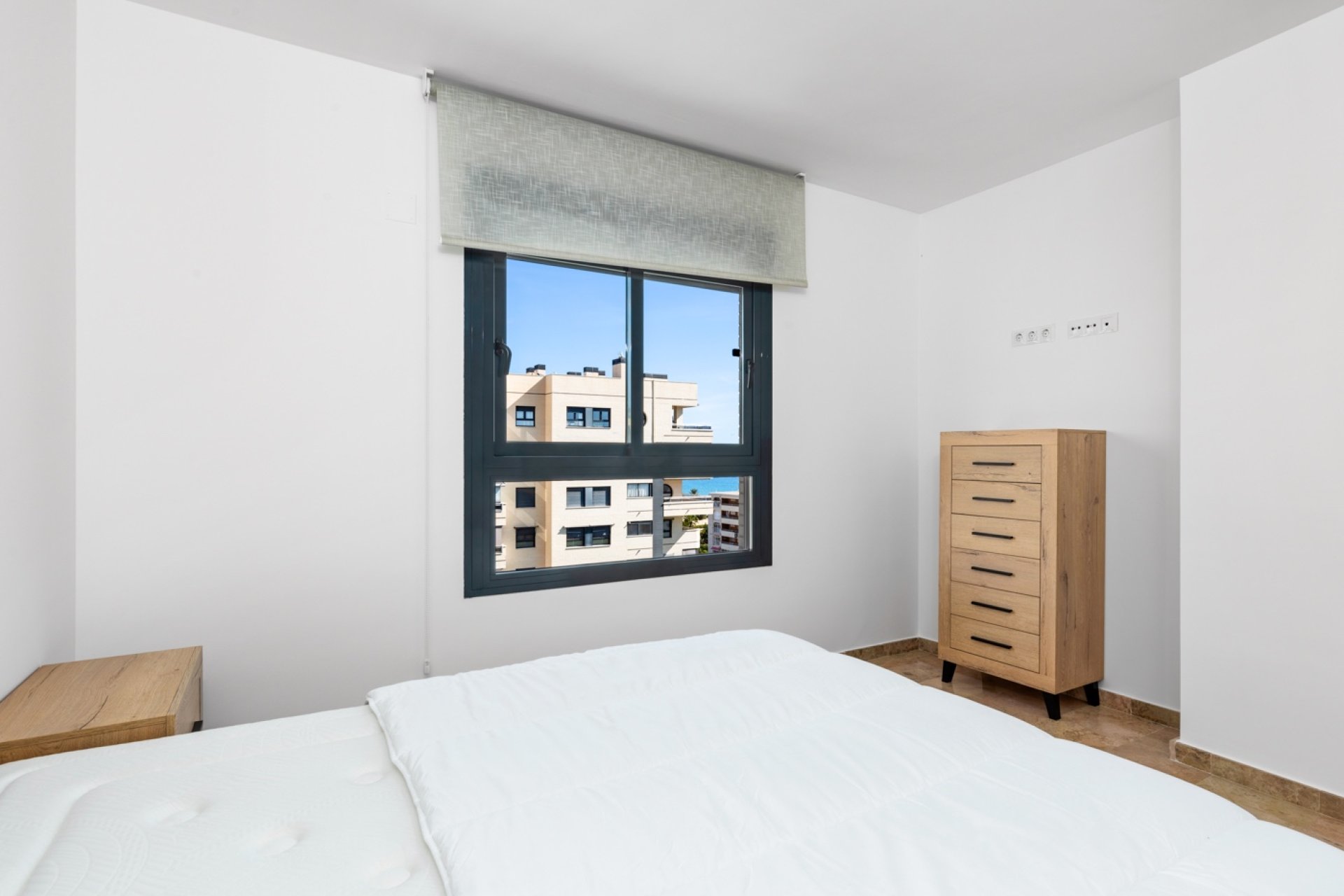 Herverkoop - Apartment -
Alicante - Playa San Juan