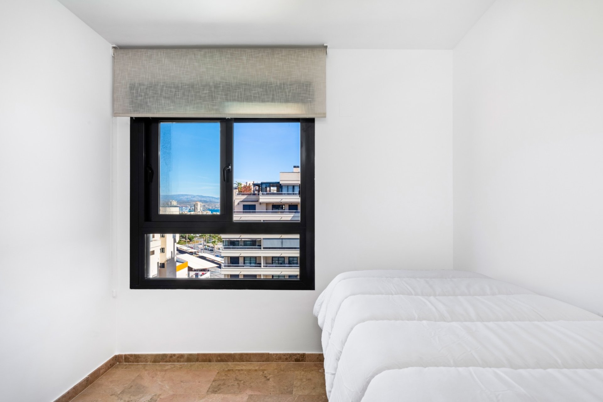 Herverkoop - Apartment -
Alicante - Playa San Juan