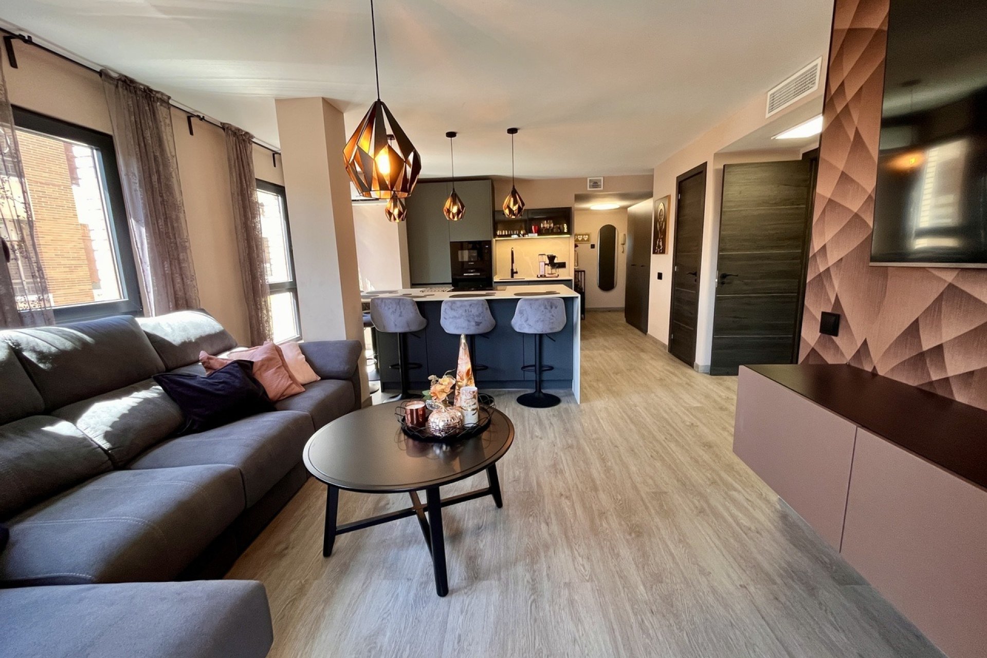 Herverkoop - Apartment -
Almoradí - Inland