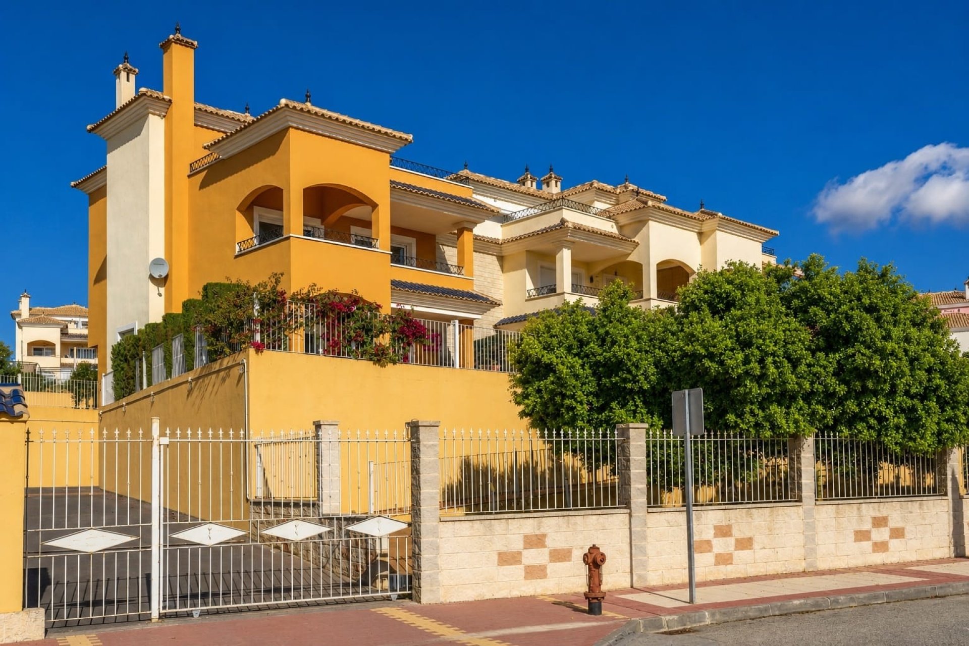 Herverkoop - Apartment -
Altaona Golf and Country Club - Inland
