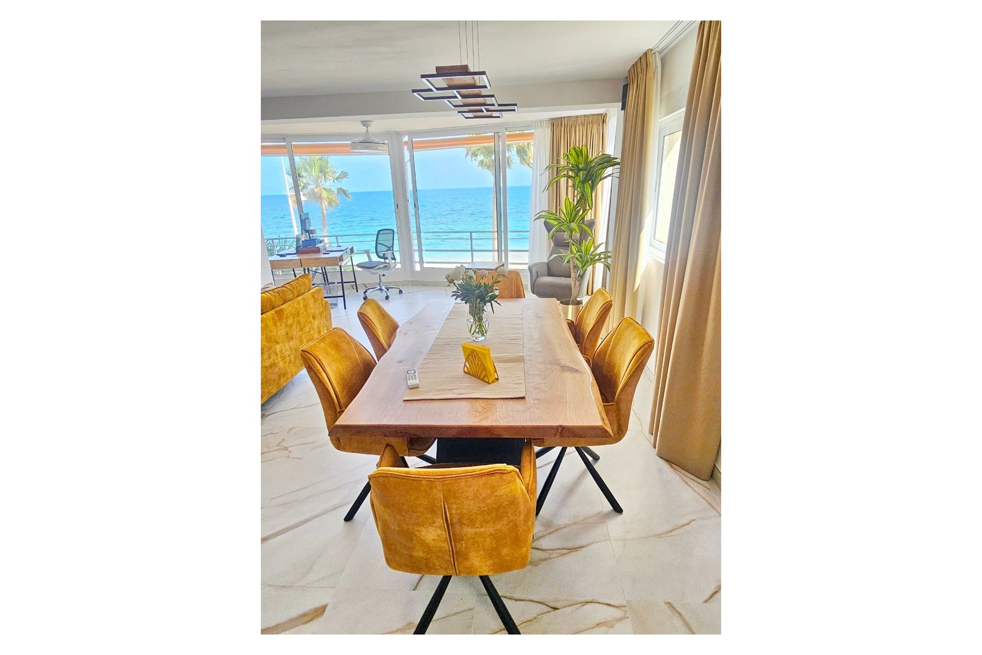 Herverkoop - Apartment -
Altea