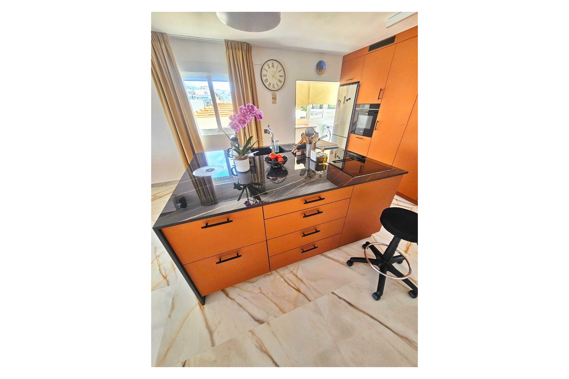 Herverkoop - Apartment -
Altea