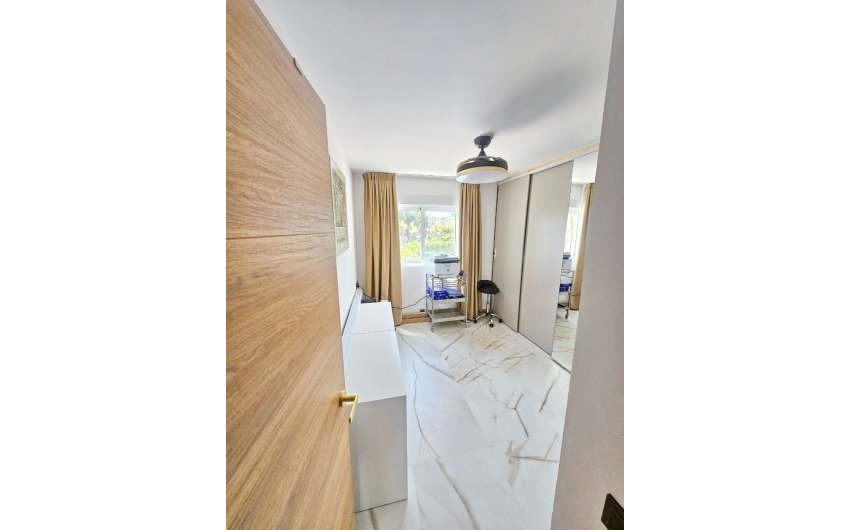 Herverkoop - Apartment -
Altea