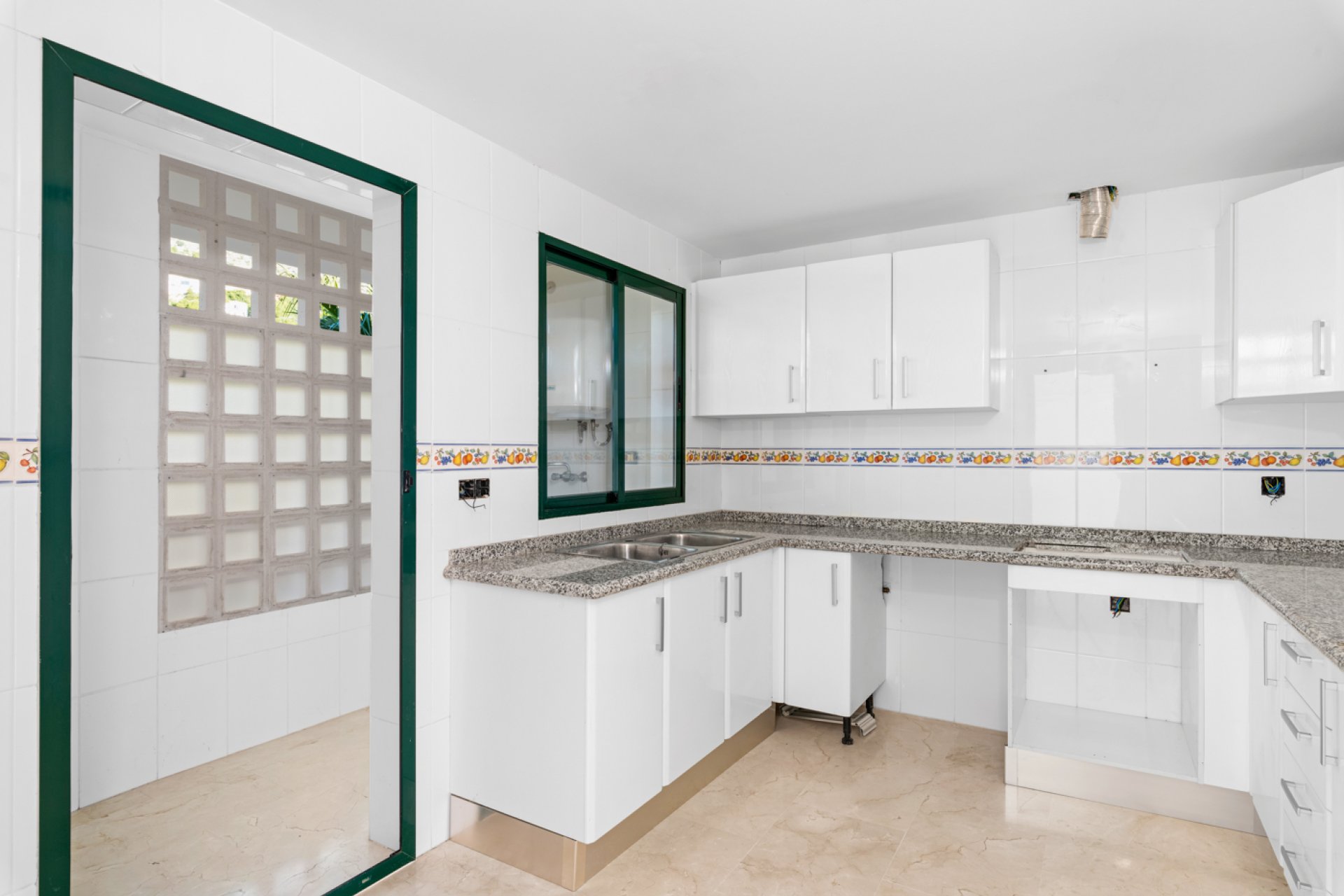 Herverkoop - Apartment -
Altea