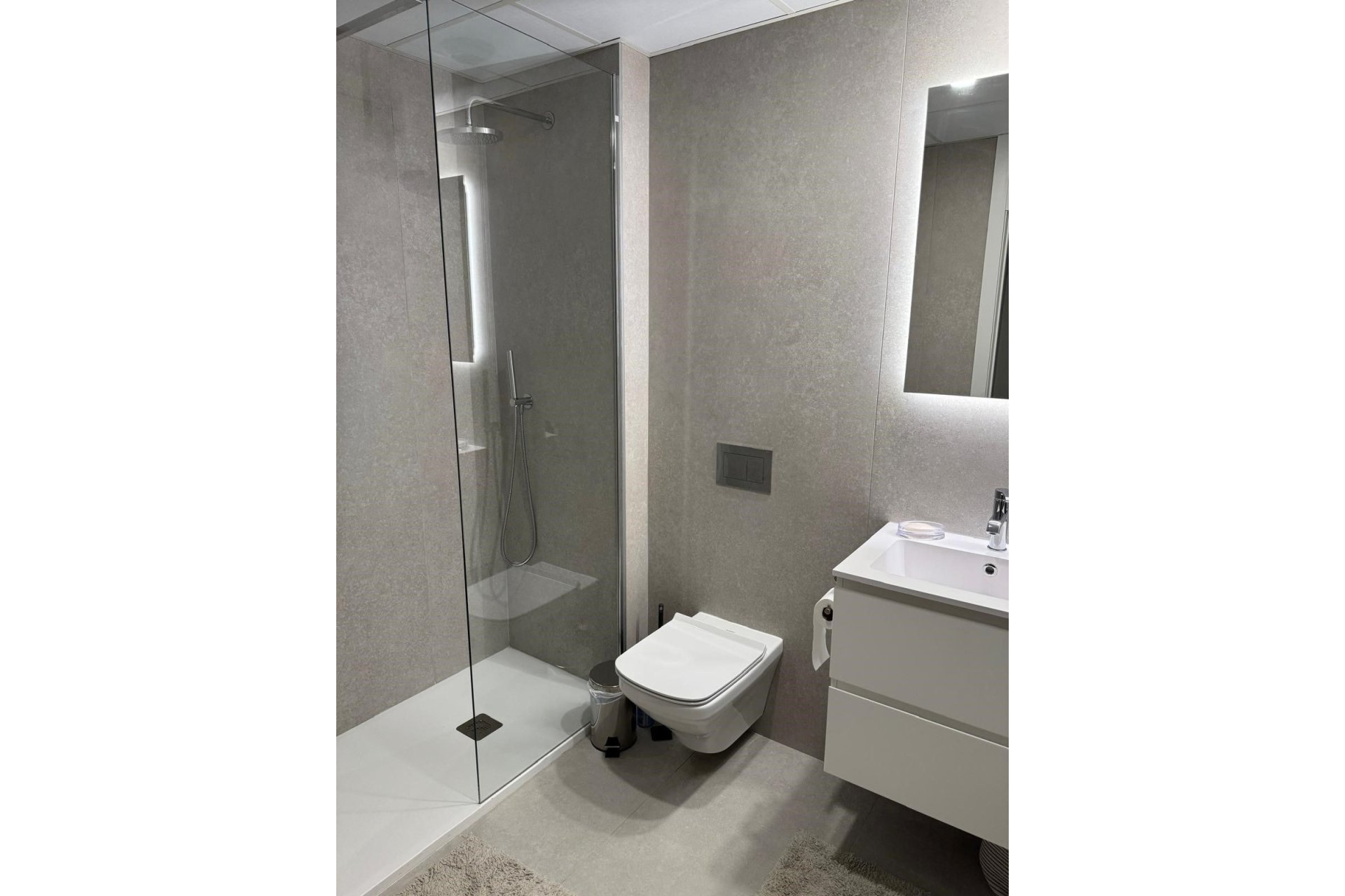 Herverkoop - Apartment -
Altos de los Monteros - Inland
