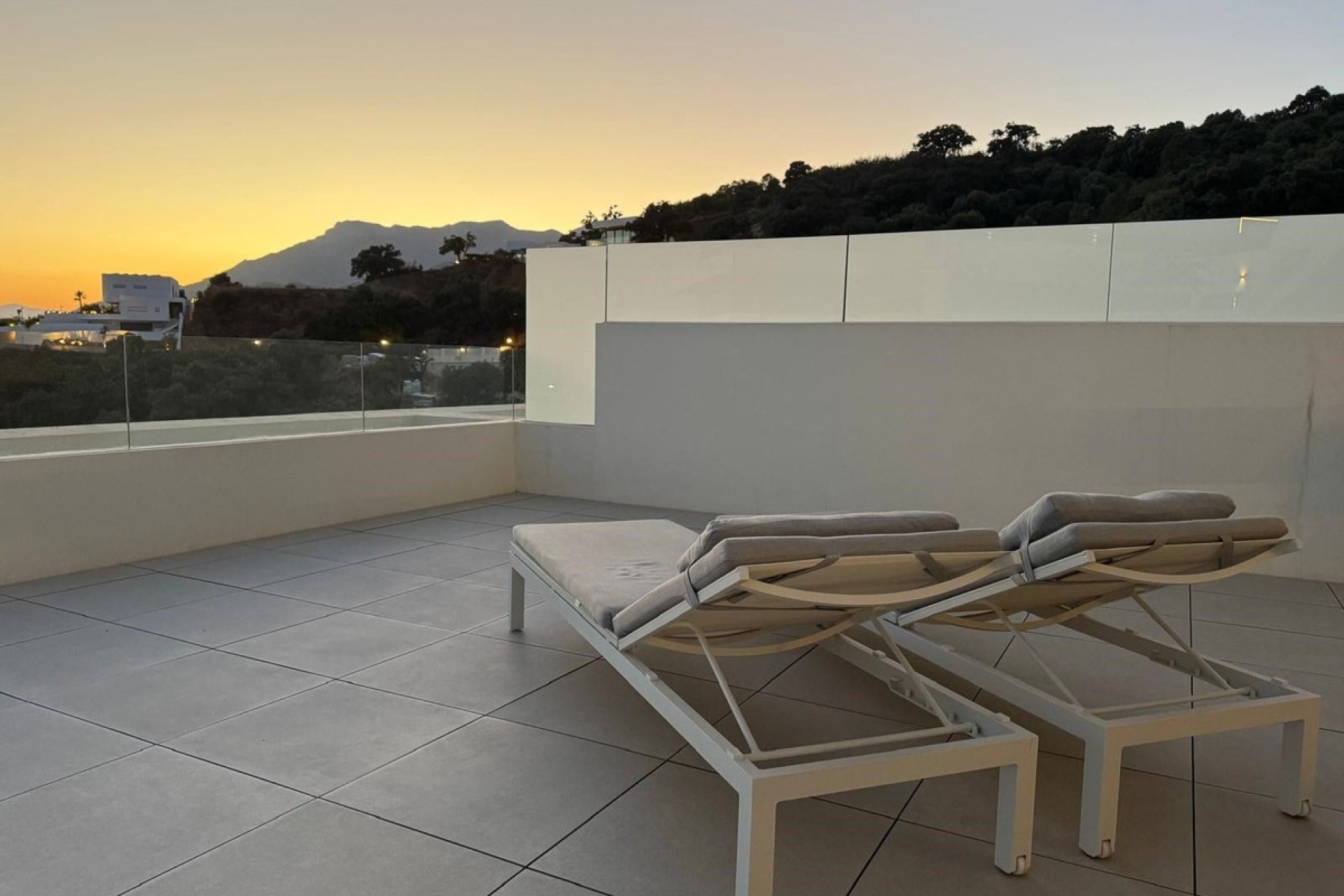 Herverkoop - Apartment -
Altos de los Monteros - Inland