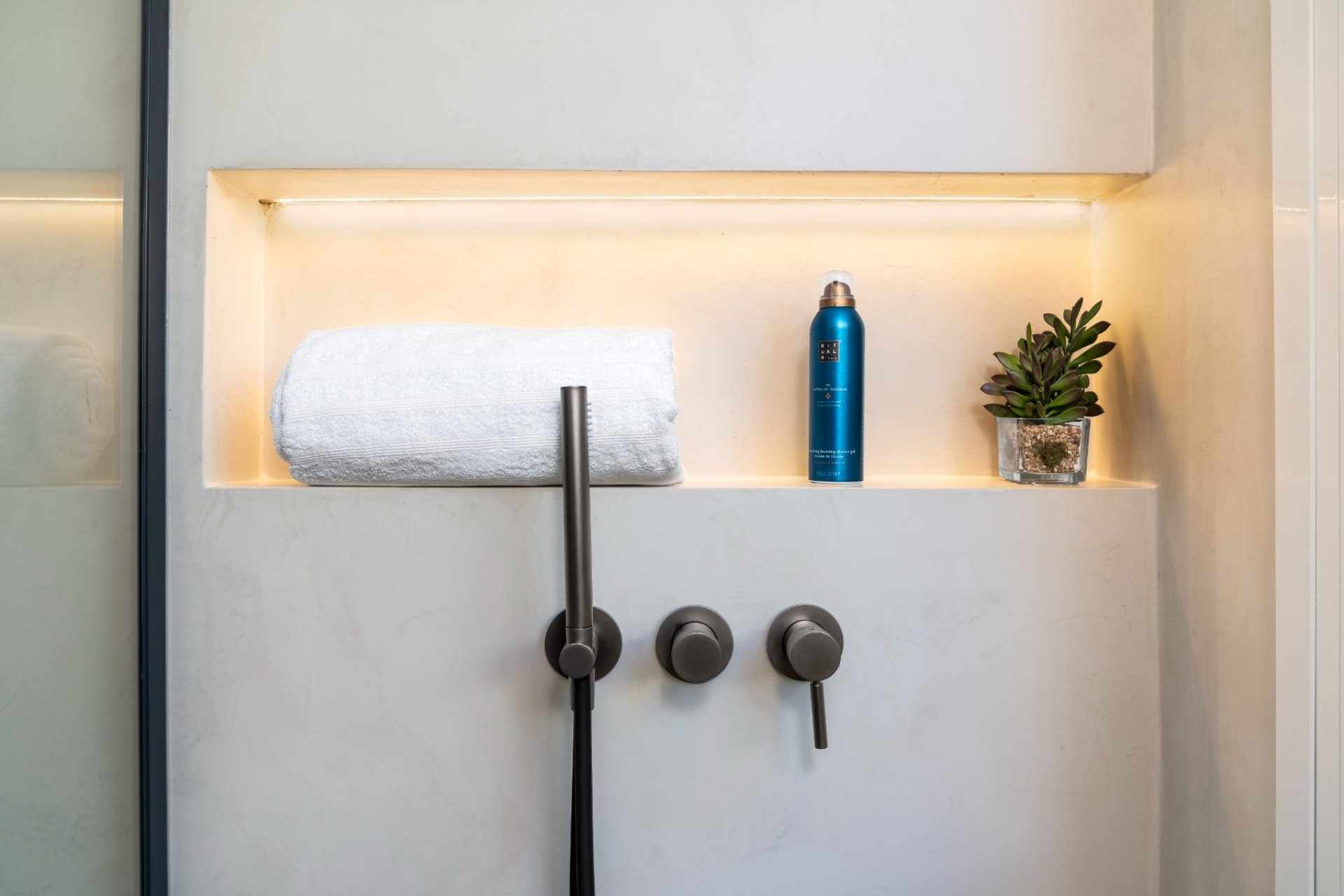 Herverkoop - Apartment -
Benahavis - La Quinta