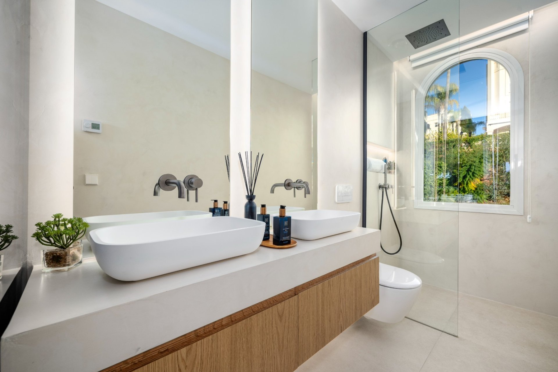 Herverkoop - Apartment -
Benahavis - La Quinta