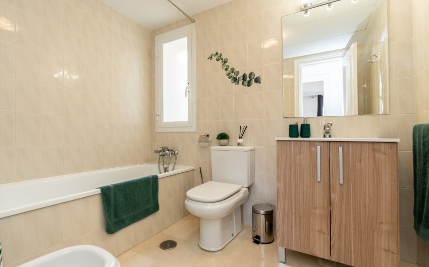 Herverkoop - Apartment -
Benahavis - La Quinta