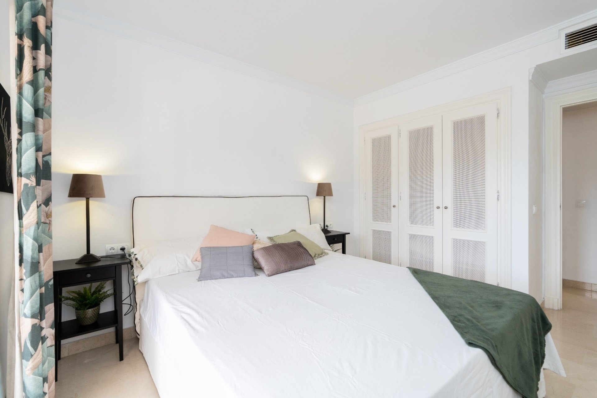 Herverkoop - Apartment -
Benahavis - La Quinta