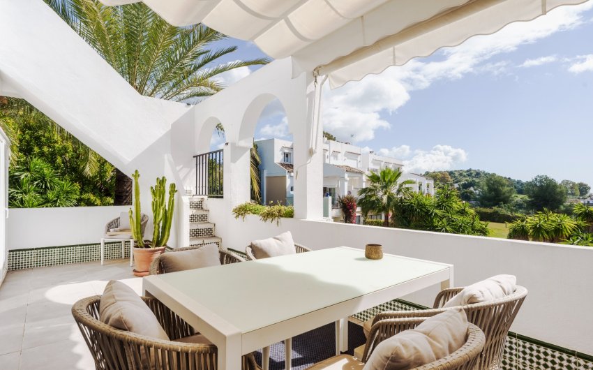 Herverkoop - Apartment -
Benahavis - La Quinta