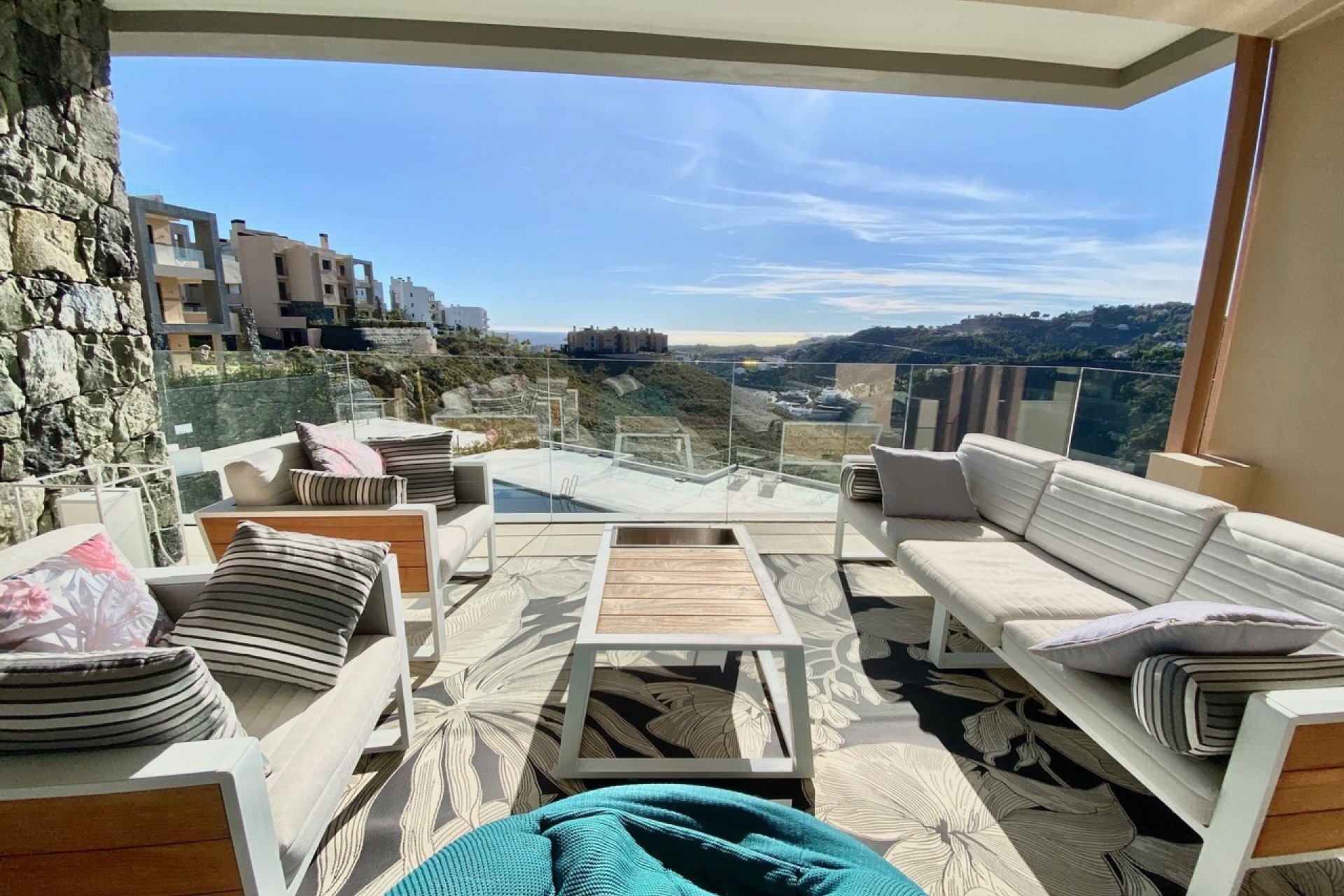 Herverkoop - Apartment -
Benahavis - La Quinta