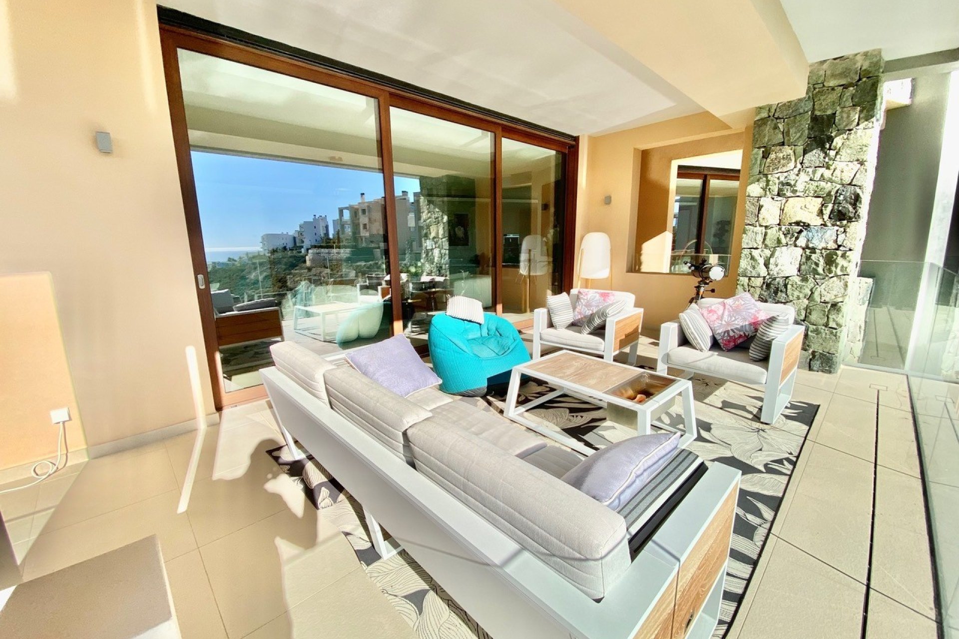 Herverkoop - Apartment -
Benahavis - La Quinta