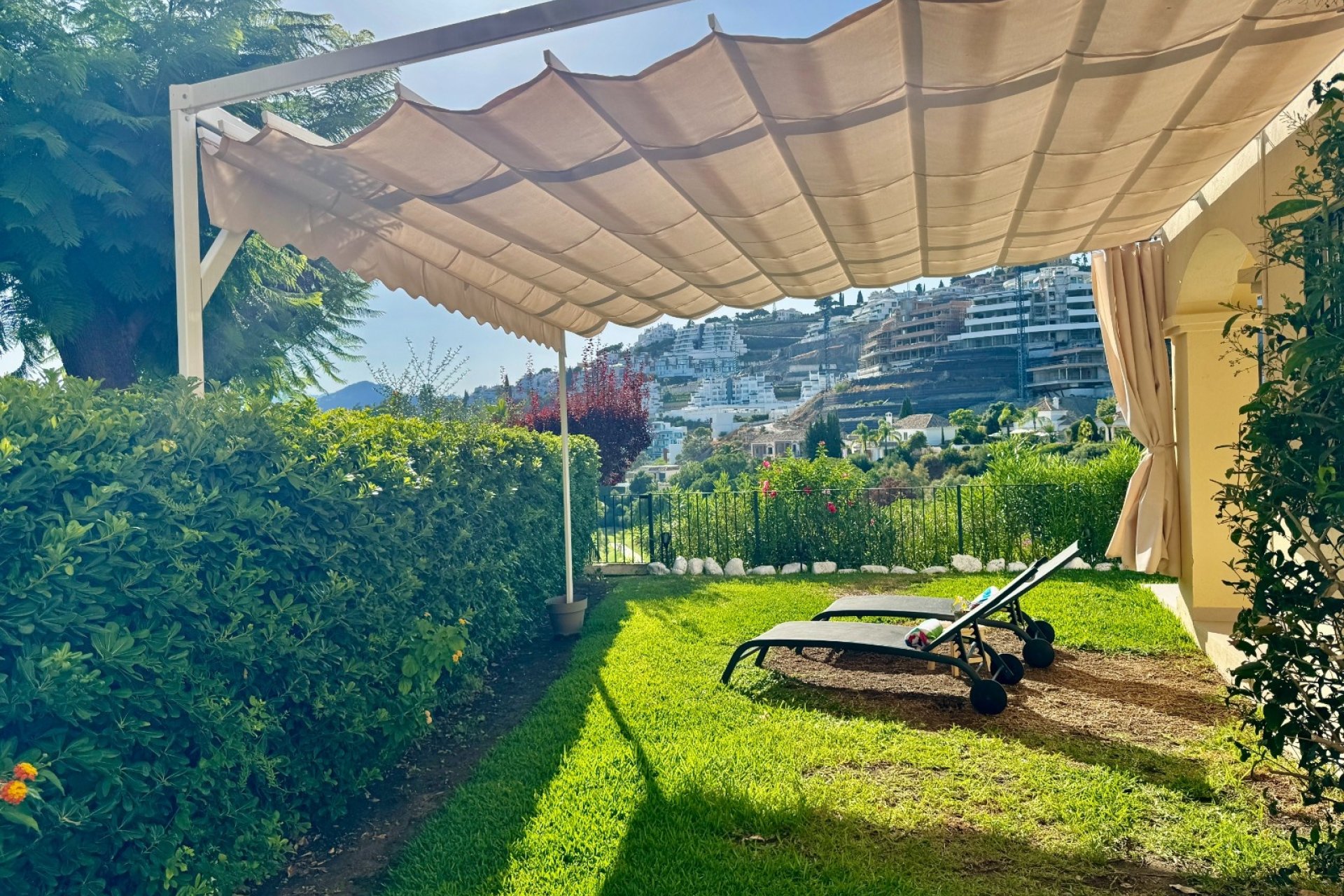 Herverkoop - Apartment -
Benahavis - La Quinta