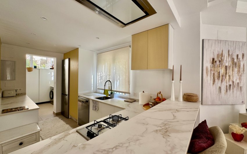 Herverkoop - Apartment -
Benahavis - La Quinta